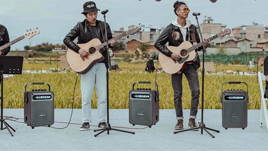 Высококачественная караоке-колонка с многофункциональными возможностями